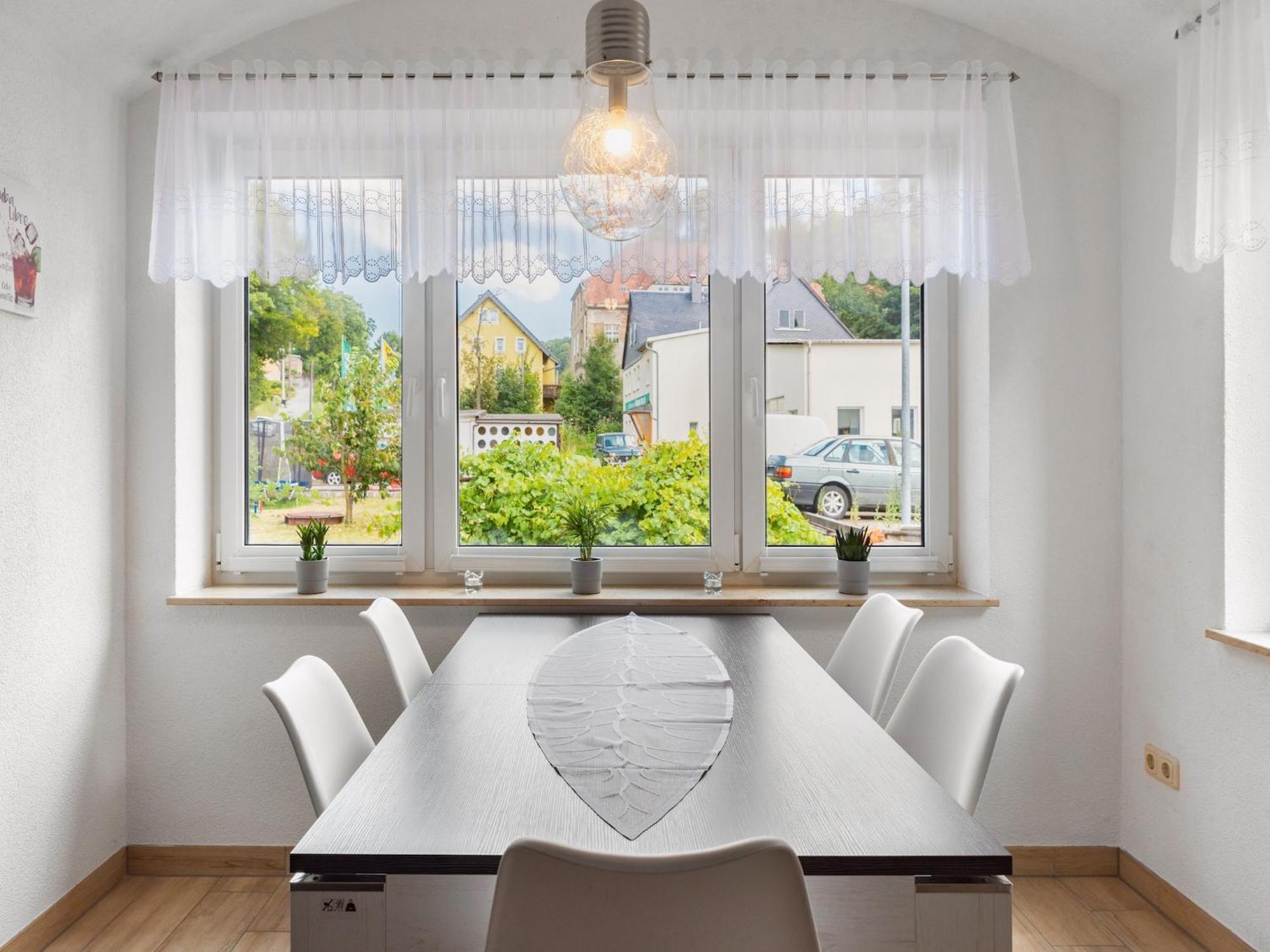Modern Apartment In Sebnitz With A Terrace In ゼーブニッツ エクステリア 写真