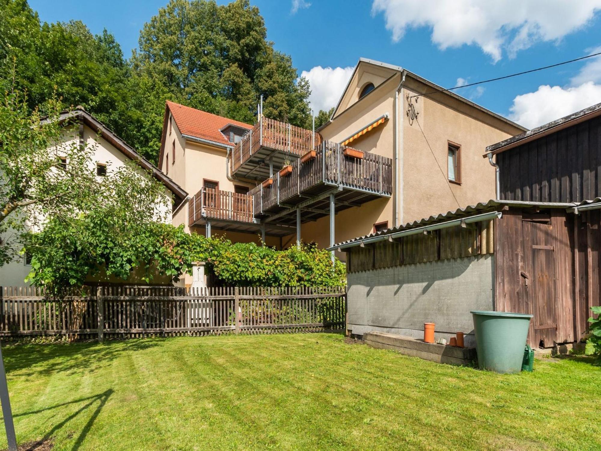Modern Apartment In Sebnitz With A Terrace In ゼーブニッツ エクステリア 写真